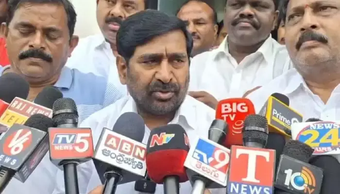 బీఆర్ఎస్ నాయకులపైన  అక్రమ కేసులు పెడితే సహించేది లేదు