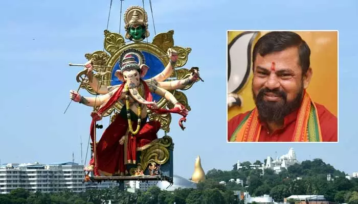 ప్రభుత్వంపై MLA రాజాసింగ్ పాజిటివ్ కామెంట్స్ ప్రభుత్వంపై MLA రాజాసింగ్ పాజిటివ్ కామెంట్స్