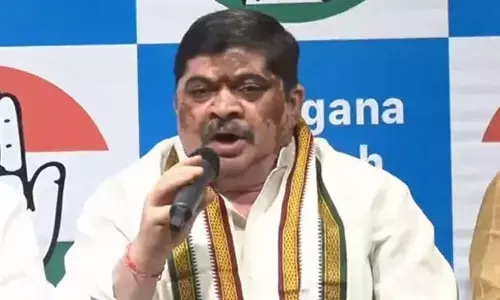 Ponnam Prabhakar: యూరియా కొరత  బీఆర్ఎస్, బీజేపీ కుట్ర: పొన్నం ప్రభాకర్