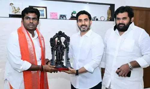 తమిళనాడు బీజేపీ నేతతో మంత్రి లోకేష్​ భేటీ..