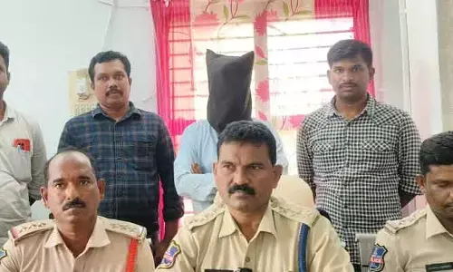 తండ్రిని చంపిన తనయుడు అరెస్ట్