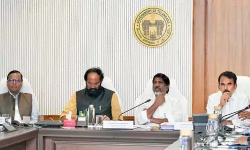 కాలుష్యకారక పరిశ్రమల తరలింపునకు పాలసీ సిద్ధం చేయండి.. అధికారులకు డిప్యూటీ సీఎం భట్టి ఆదేశాలు