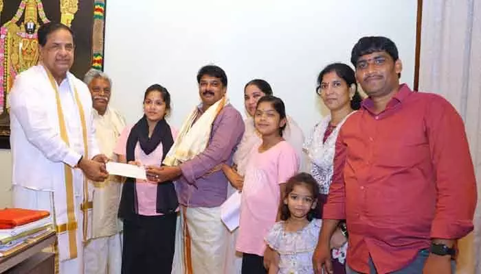 TTD ఎస్వీ అన్నప్రసాదం ట్రస్టుకు భారీ విరాళం TTD ఎస్వీ అన్నప్రసాదం ట్రస్టుకు భారీ విరాళం