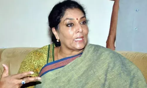 ఉపరాష్ట్రపతి ఎన్నికకు బీఆర్‌ఎస్‌ దూరంగా ఉండటం సిగ్గుచేటు: రేణుకాచౌదరి
