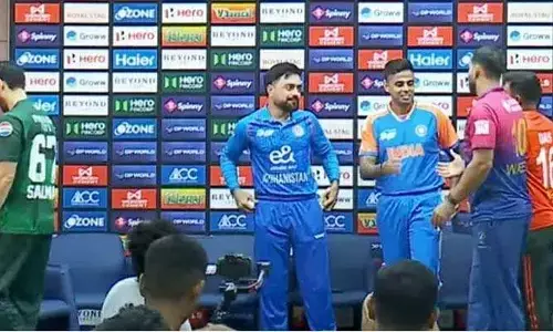 Ind vs Pak : సూర్య వర్సెస్ సల్మాన్.. మ్యాచ్‌కు ముందే హీట్ పెంచిన కెప్టెన్లు