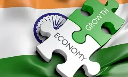 Economy: భారత వృద్ధి అంచనాలను పెంచిన ఫిచ్ రేటింగ్స్
