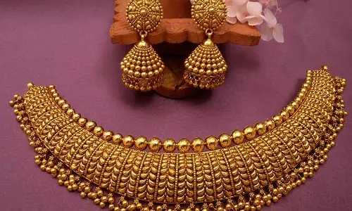 Today Gold Rates: పసిడి ప్రియులకు షాక్.. నేడు పెరిగిన బంగారం ధరలు..