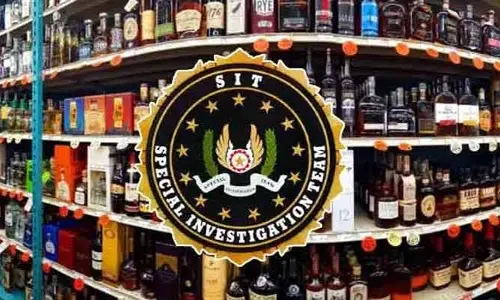 Liquor Case: నర్రెడ్డి సునీల్‌రెడ్డికి చెందిన పది కంపెనీల్లో సిట్‌ సోదాలు