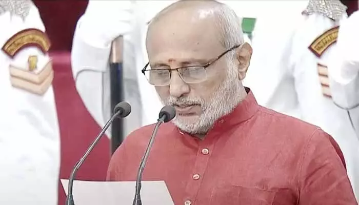 15వ ఉప రాష్ట్రపతిగా సీపీ రాధాకృష్ణన్ ప్రమాణం.. హాజరైన పలువురు ప్రముఖులు 15వ ఉప రాష్ట్రపతిగా సీపీ రాధాకృష్ణన్ ప్రమాణం.. హాజరైన పలువురు ప్రముఖులు