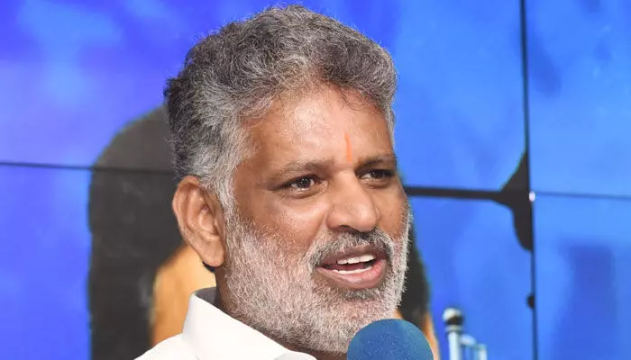 వైసీపీ కీలక నేత చెవిరెడ్డి భాస్కర్ రెడ్డికి వైద్య పరీక్షలు వైసీపీ కీలక నేత చెవిరెడ్డి భాస్కర్ రెడ్డికి వైద్య పరీక్షలు