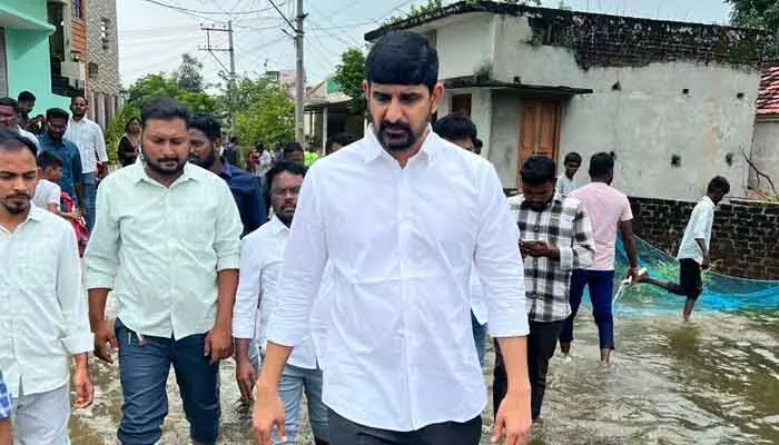 అధైర్యపడొద్దు.. సహాయక చర్యలు కొనసాగుతున్నాయి.. అధైర్యపడొద్దు.. సహాయక చర్యలు కొనసాగుతున్నాయి..