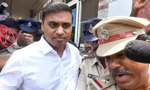 లిక్కర్ స్కామ్ కేసు.. విజయవాడకు MP మిథున్ రెడ్డి తరలింపు