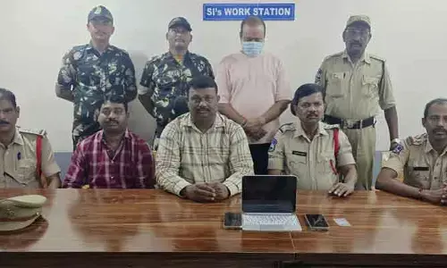 నకిలీ క్రిప్టో కరెన్సీ కేసులో మాజీ కార్పొరేటర్ కట్ల సతీష్ అరెస్ట్