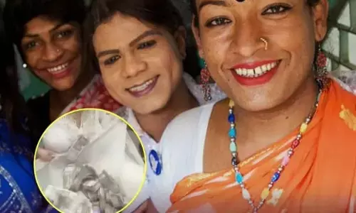 VIRAL VIDEO : వరద బాధితులకు అండగా ట్రాన్స్‌జెండర్లు.. ఏకంగా రూ.21 లక్షల సహాయం.. ఎలా కలెక్ట్ చేశారో చూడండి (వీడియో)