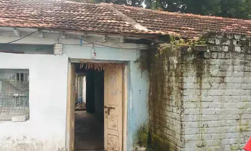 మెట్ పల్లిలో పట్టపగలే చోరీ