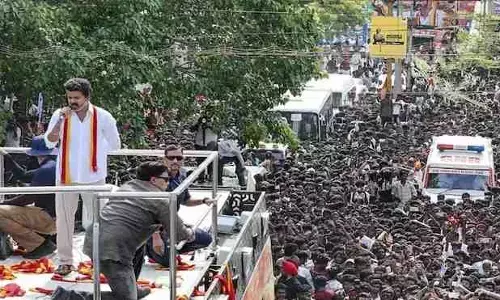 Vijay: ప్రజలను హింసిస్తున్న బీజేపీ, డీఎంకే.. టీవీకే చీఫ్ విజయ్