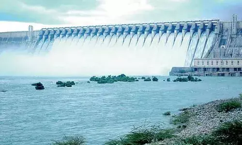 శ్రీశైలం నుంచి పోటెత్తిన వరద.. నాగార్జునసాగర్ 26 గేట్లు ఎత్తివేత