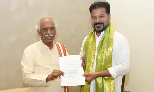 Alai Balai Program: ‘అలయ్ బలయ్’ సీఎం రేవంత్ రెడ్డికి ఆహ్వానం అందజేసిన దత్తాత్రేయ