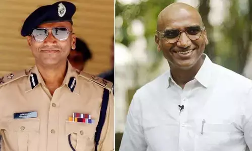 RS Praveen Kumar: ఖద్దర్, ఖాకీ.. రెండూ నాకు బాగానే ఉన్నాయి