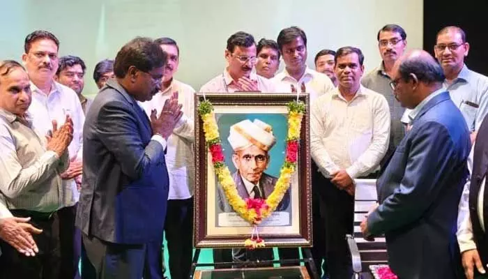 Venkata Murali: భావితరాలకు నష్టం జరుగకుండా చూడాలి Venkata Murali: భావితరాలకు నష్టం జరుగకుండా చూడాలి