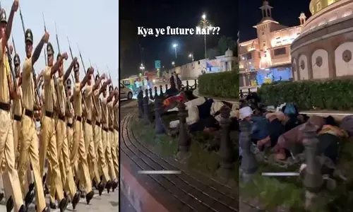Viral video: నిరుద్యోగం ఈ స్థాయిలో ఉందా..? కానిస్టేబుల్ పరీక్ష కోసం ఫుట్‌పాత్‌లపై నిద్రించిన అభ్యర్థులు