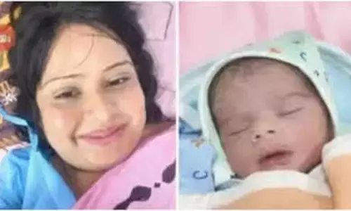 పెళ్లి కాకుండానే తల్లి అయిన ఫేమస్ ఫోక్ సింగర్..