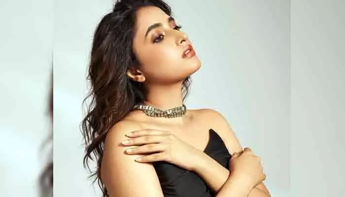 OG: ఇది నాకు ఎప్పటికీ గుర్తుండి పోయే పాత్ర.. హీరోయిన్ ప్రియాంక మోహన్ కామెంట్స్ వైరల్ OG: ఇది నాకు ఎప్పటికీ గుర్తుండి పోయే పాత్ర.. హీరోయిన్ ప్రియాంక మోహన్ కామెంట్స్ వైరల్