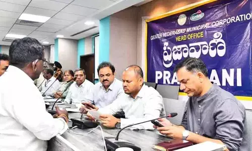 ప్రజావాణికి కరువైన ఆదరణ.. టౌన్ ప్లానింగ్ పై పేరుకుపోయిన పిటిషన్లు