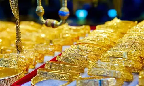 తగ్గేదే లే.. వరుసగా ఆరో రోజు పెరిగిన బంగారం ధర