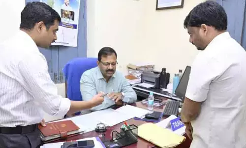 భూభారతి దరఖాస్తులను త్వరగా పరిష్కరించాలి
