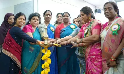 ఉచిత బస్సు ప్రయాణంపై దుష్ప్రచారం.. మంత్రి సీతక్క కీలక వ్యాఖ్యలు