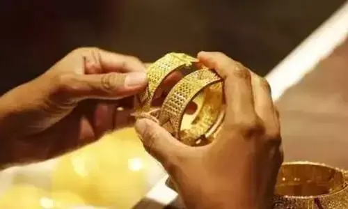 Gold Loans: భారీగా పెరిగిన బంగారు రుణాలు