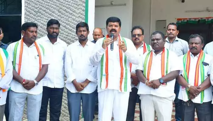 తెలంగాణలో పాలన పారదర్శకంగా ఉండాలి తెలంగాణలో పాలన పారదర్శకంగా ఉండాలి