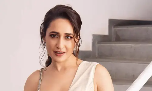 Pragya Jaiswal keeps it cool and chic in a neck sleeveless fitted crop top