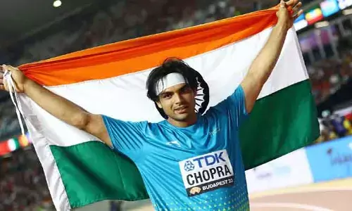 మరోసారి అదరగొట్టిన నీరజ్ చోప్రా..  వరల్డ్ అథ్లెటిక్స్‌ ఛాంపియన్‌షిప్‌ ఫైనల్‌‌‌లోకి ఎంట్రీ