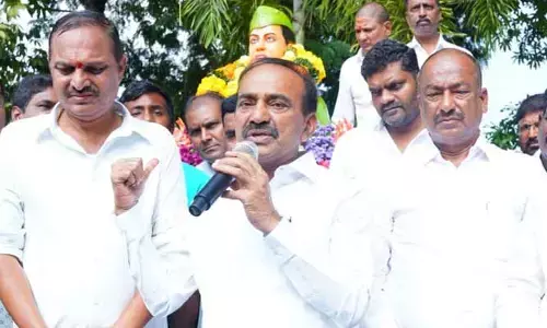 Eatela: ఆత్మగౌరవం కోల్పోయాక ఎంత పదవి వచ్చినా అది గడ్డిపోచతో సమానం.. ఈటల సంచలన వ్యాఖ్యలు