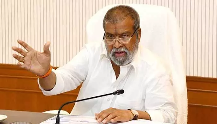 సీజనల్ కేసులు నమోదు రహిత రాష్ట్రంగా నిలవాలి.. అధికారులకు ఆరోగ్య మంత్రి ఆదేశాలు సీజనల్ కేసులు నమోదు రహిత రాష్ట్రంగా నిలవాలి.. అధికారులకు ఆరోగ్య మంత్రి ఆదేశాలు