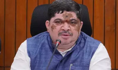 నోటికాడి ముద్ద లాగొద్దు.. EWS రిజర్వేషన్లు వస్తే వ్యతిరేకించలేదు.. మంత్రి పొన్నం కీలక వ్యాఖ్యలు