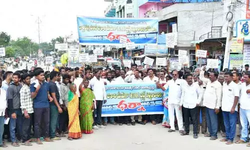 కొత్తపల్లి-జూరాల మధ్య హై లెవల్ వంతెన నిర్మించాలి