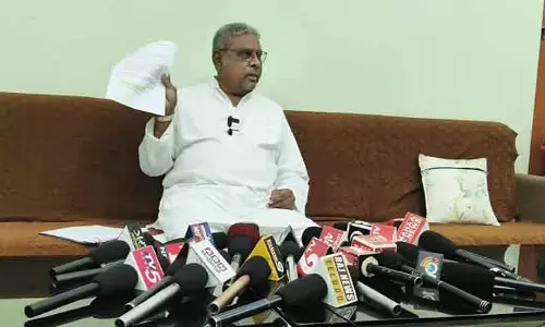 వరదల్లో, పండగల్లో జిల్లా అధికారుల పనితీరు భేష్!