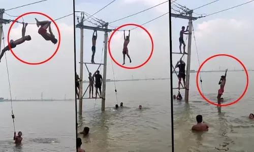 Viral video: రేయ్ ఎవర్రా మీరంతా..! కరెంట్ వైర్లతో ఆటలాడిన బాలురు.. నెటిజన్‌లు షాక్! వీడియో వైరల్