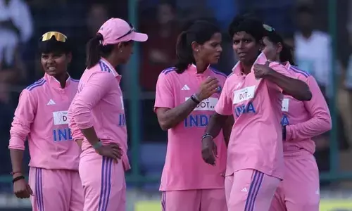 IND-W vs AUS-W : మూడో వన్డేలో భారత్ పోరాటం వృథా.. వన్డే సిరీస్ ఆస్ట్రేలియా మహిళలదే