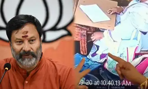 తాడేపల్లి ప్యాలెస్ వరకూ పరకామణి వాటాలు.. ఆ పోలీస్ ఆఫీసర్ ఎవరు?: భానుప్రకాష్