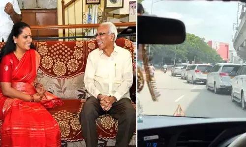 Kavitha: చింతమడకకు బయలుదేరిన కవిత.. ప్రముఖ కవి నందిని సిధారెడ్డితో భేటీ