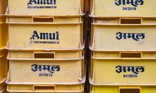 Amul: ధరలు తగ్గించిన అమూల్.. రూ. 40 చౌకగా నెయ్యి