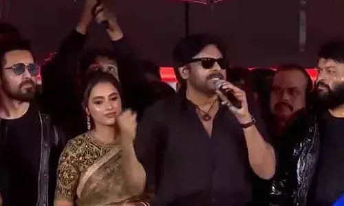 ఆయన దెబ్బకు ‘OG’ డ్రెస్‌తో కనిపించిన పవన్