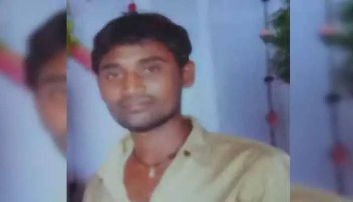 మనస్థాపానికి గురై ఉరివేసుకొని వ్యక్తి మృతి మనస్థాపానికి గురై ఉరివేసుకొని వ్యక్తి మృతి