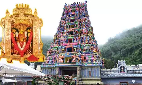 ఇంద్రకీలాద్రి ఉత్సవాలు షరూ.. బాలా త్రిపుర సుందరీ దేవిగా అమ్మవారు