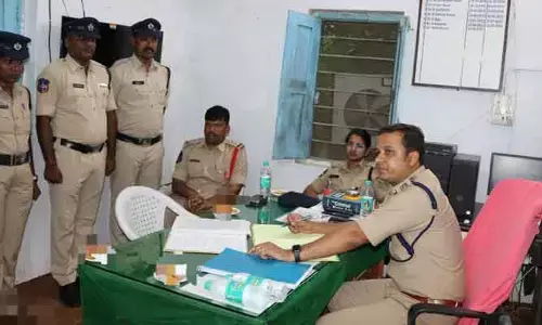 ప్రతి కేసును సమగ్రంగా విచారించి ప్రజలకు న్యాయం చేయాలి