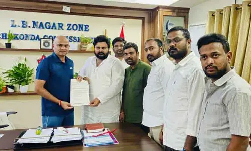 ఫేక్ వార్తలు ప్రచారం చేసే వారిపై చర్యలు తీసుకోవాలి